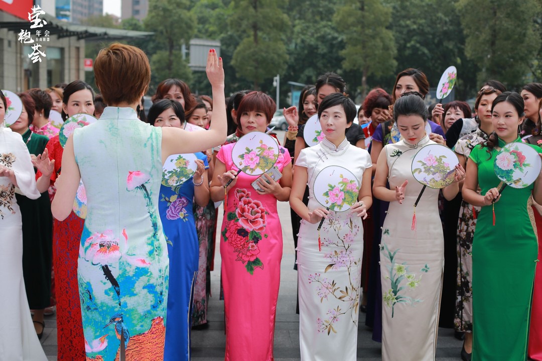 肇慶正規(guī)禮儀培訓學校，助力企業(yè)提升形象與競爭力