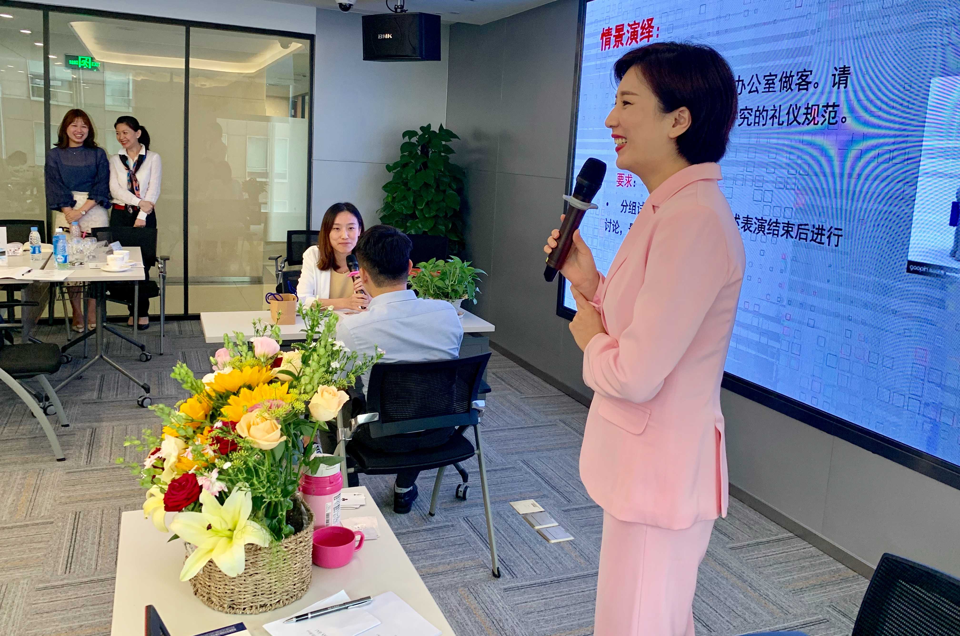 珠海迎賓服務禮儀培訓案例|升高效服務績效